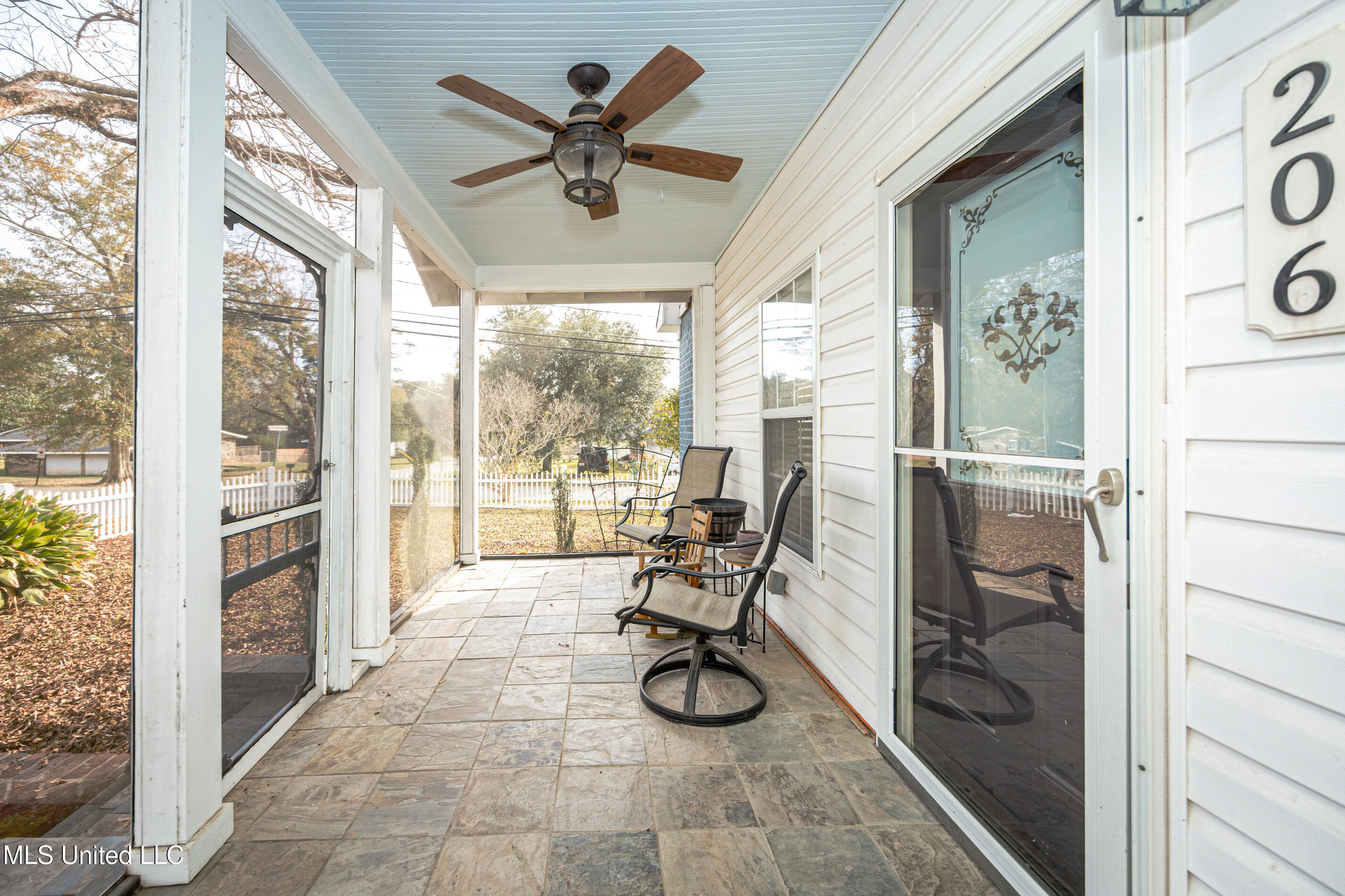 206 Fifth Street North, Unit N Wiggins, MS 39577 - Photo 11 of 73 IMG_8897