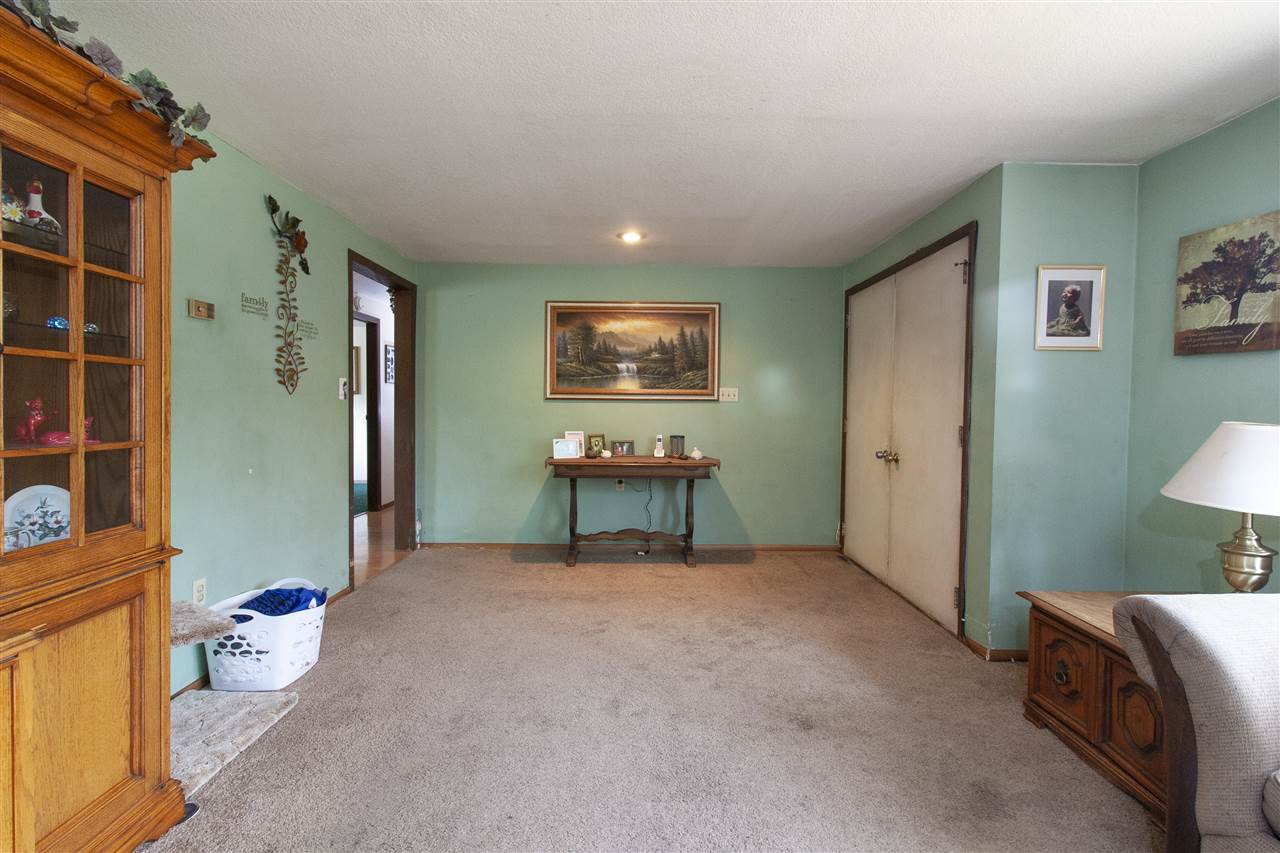 7207 West Greenwood Road Spokane, WA 99224 - Photo 3 of 20 Gallery Image 3