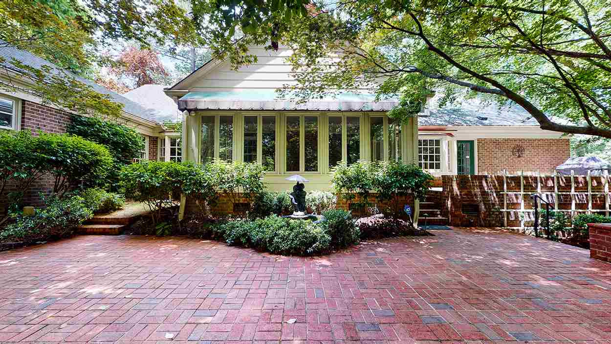 2827 McDowell Road Durham, NC 27705 - Photo 27 of 30 Patio