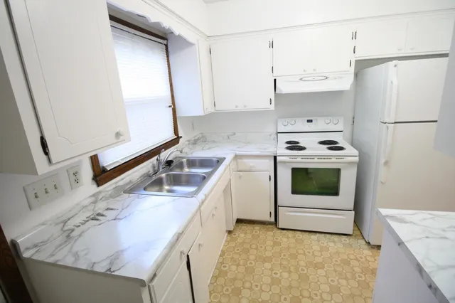 $475,000 | 9522 Pleasant Avenue South, Bloomington, MN 55420