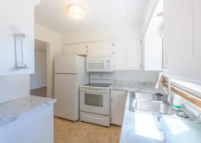 $475,000 | 9522 Pleasant Avenue South, Bloomington, MN 55420