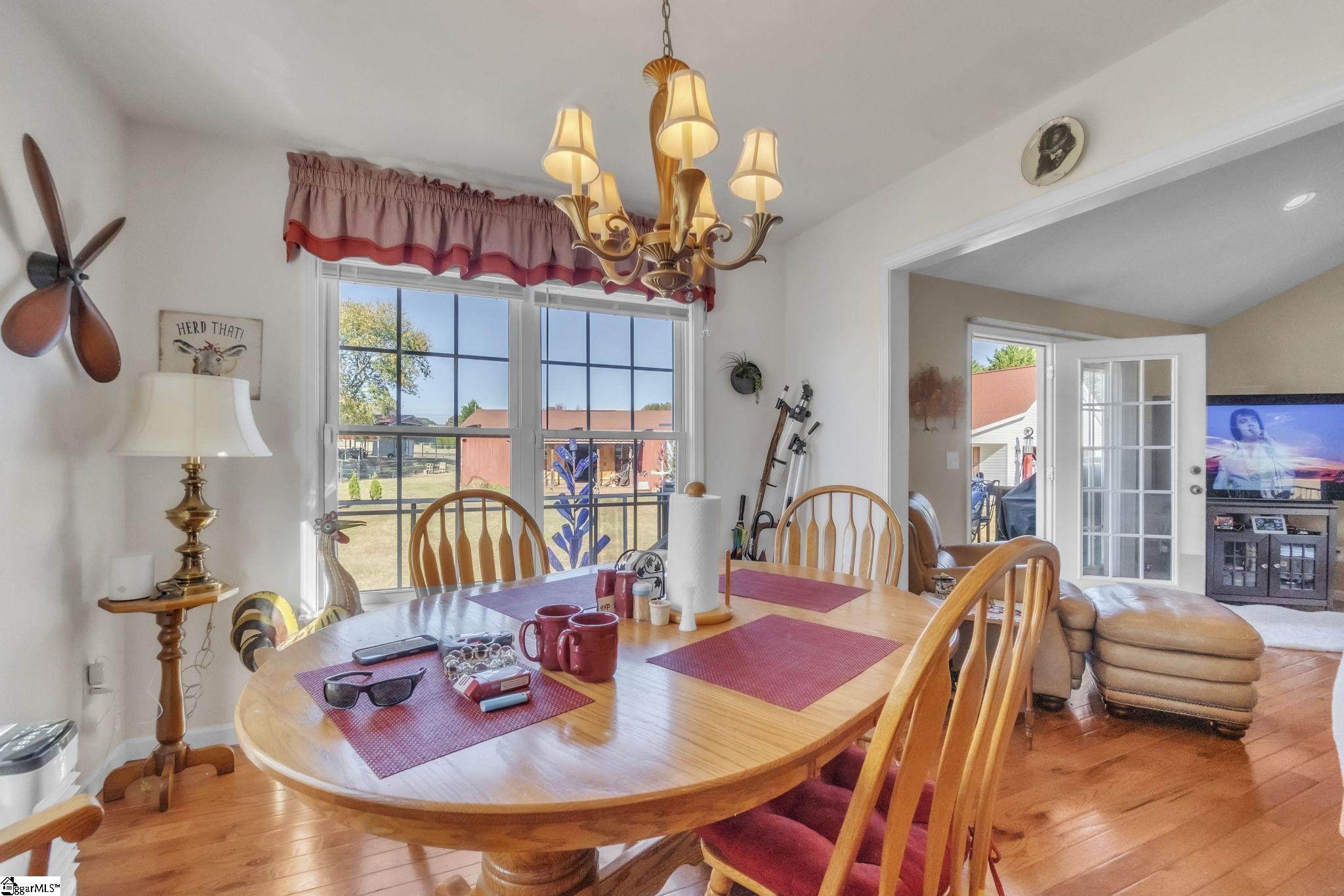 104 Ward Oak Court Greer, SC 29651 - Photo 5 of 25