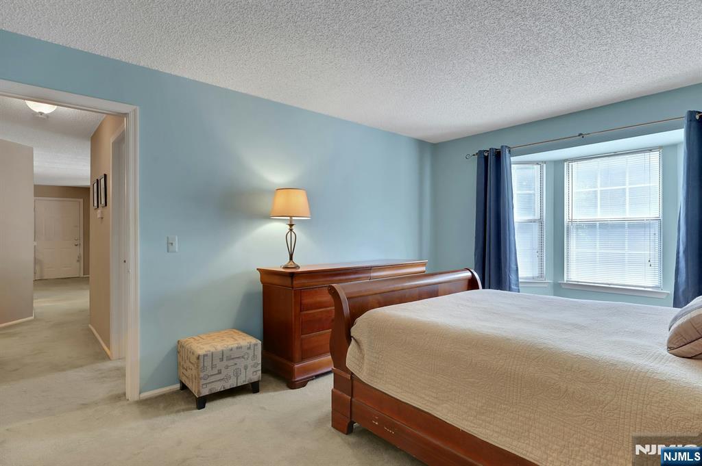 601 Lilac Lane Mahwah, NJ 07430 - Photo 22 of 30