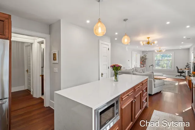 $930,000 | 643 Madison Avenue Southeast, Grand Rapids, MI 49503