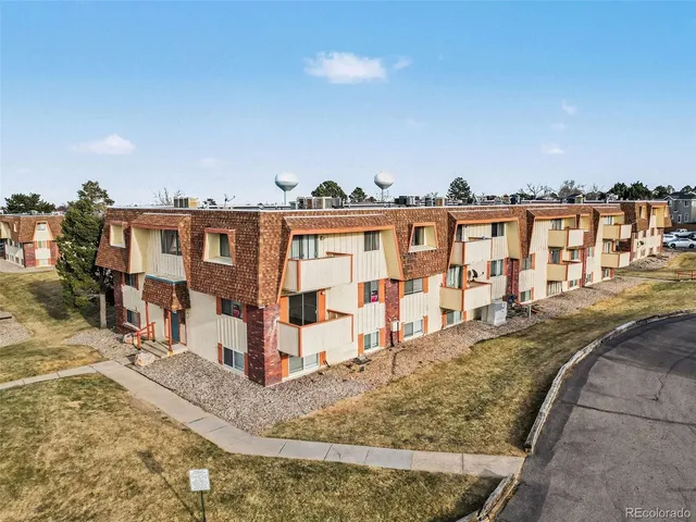 $170,000 | 10211 Ura Lane, Unit 3201, Thornton, CO 80260