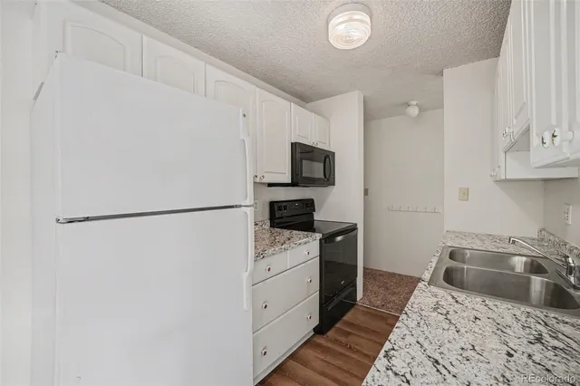 $170,000 | 10211 Ura Lane, Unit 3201, Thornton, CO 80260