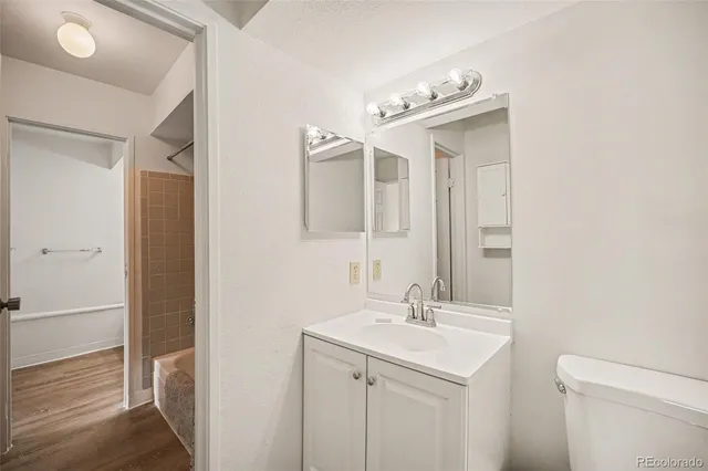 $170,000 | 10211 Ura Lane, Unit 3201, Thornton, CO 80260