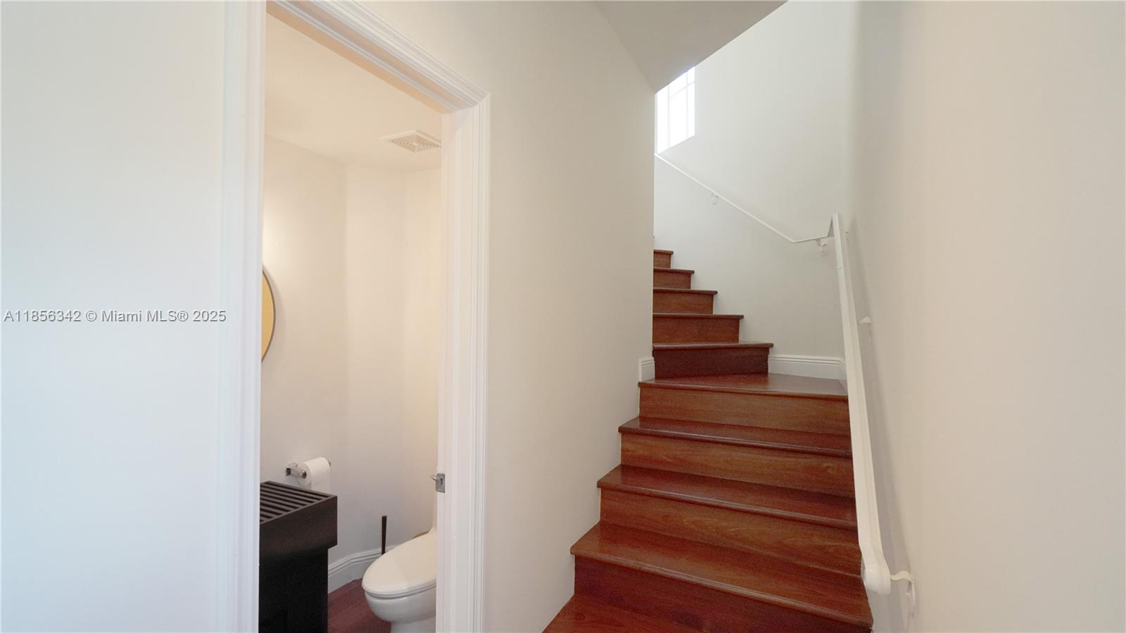 691 Ridgewood Road Key Biscayne, FL 33149 - Photo 42 of 67