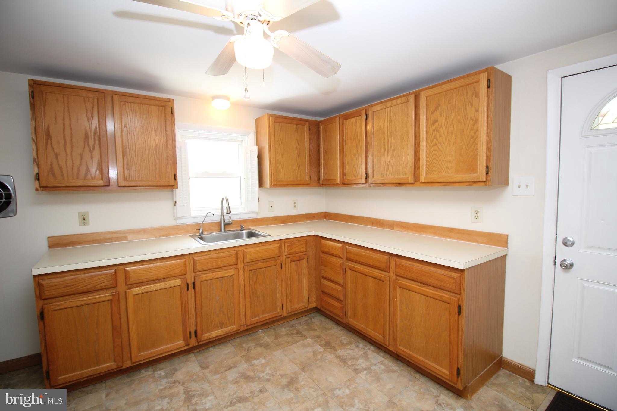 265 Old Schuylkill Road Pottstown, PA 19465 - Photo 11 of 24 Gallery Image 11