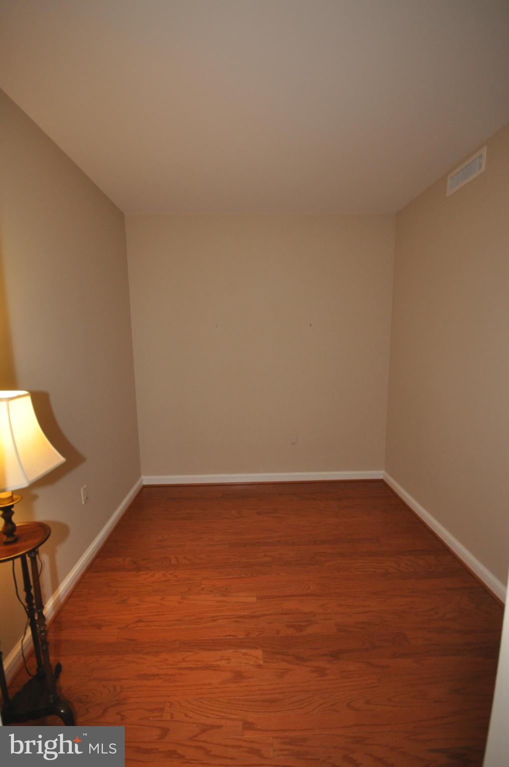 11990 Market Street, Unit 1416 Reston, VA 20190 - Photo 13 of 14 Living Room