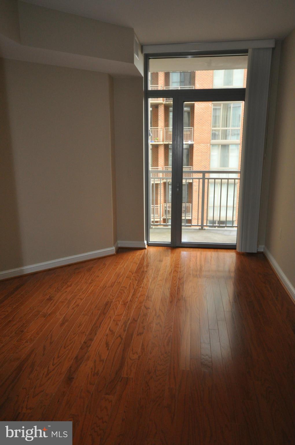 11990 Market Street, Unit 1416 Reston, VA 20190 - Photo 4 of 14 Bedroom (Master)
