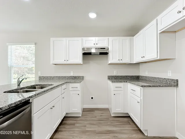 $899,900 | 5669 George Court, Unit 101, Jacksonville, FL 32277