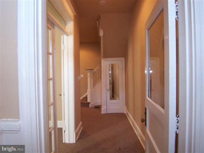22 R Street Northeast Washington, DC 20002 - Photo 11 of 16 Entrance / Foyer