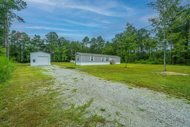 $264,999 | 204 Wyman Road, Eutawville, SC 29048