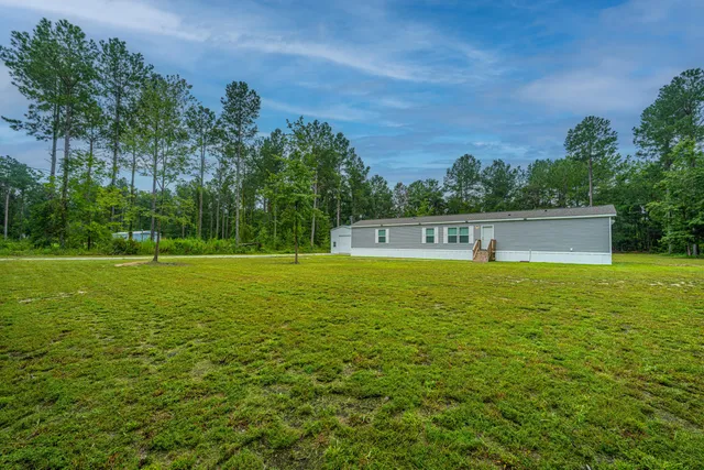 $264,999 | 204 Wyman Road, Eutawville, SC 29048