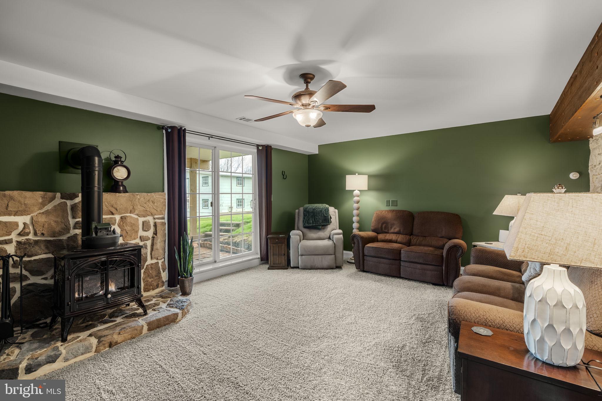 1435 Newport Road Manheim, PA 17545 - Photo 27 of 50