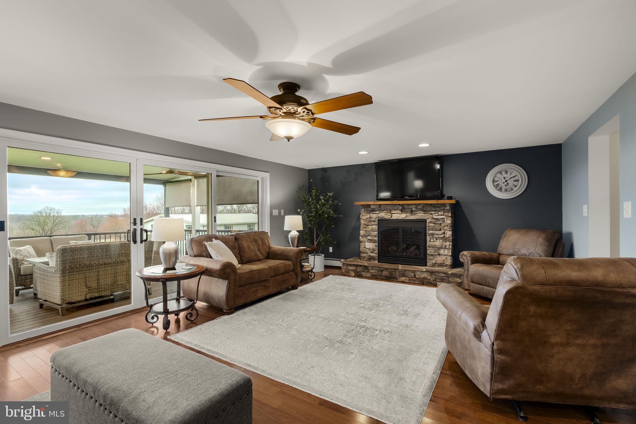 1435 Newport Road Manheim, PA 17545 - Photo 9 of 50