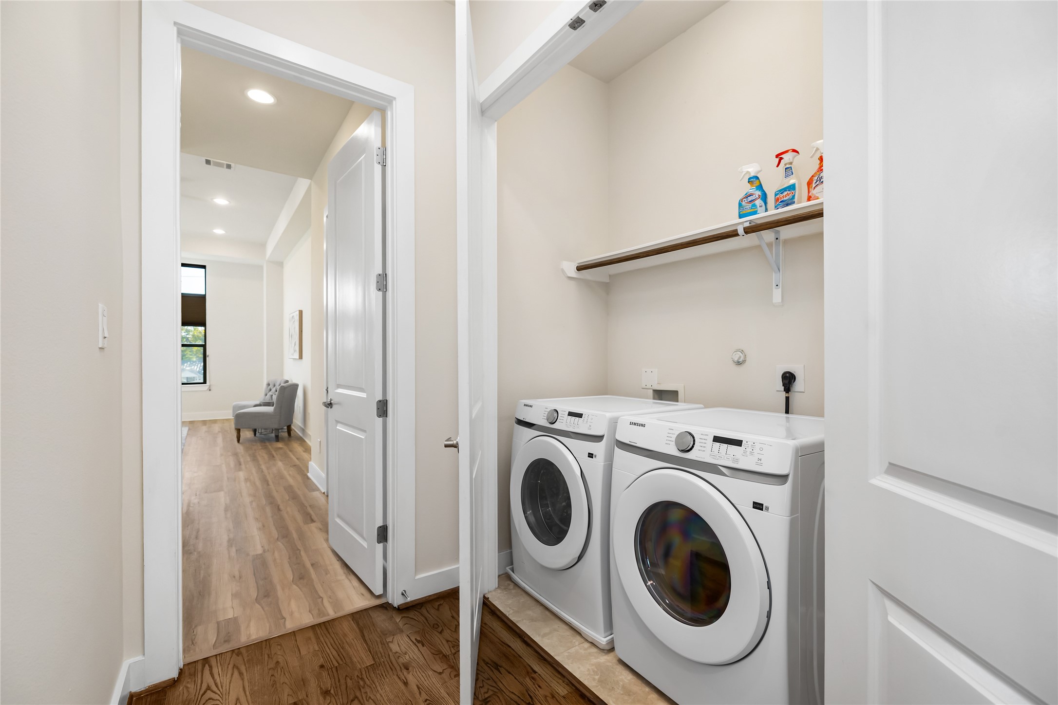 4409 Schuler Street, Unit A Houston, TX 77007 - Photo 23 of 30 a view of a hallway with washer and dryer