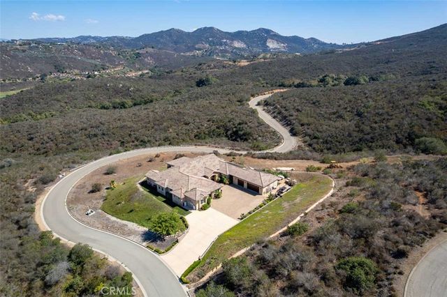 $2,589,000 | 2260 Panoramic Way, Vista, CA 92084