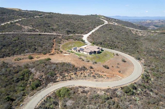 $2,589,000 | 2260 Panoramic Way, Vista, CA 92084