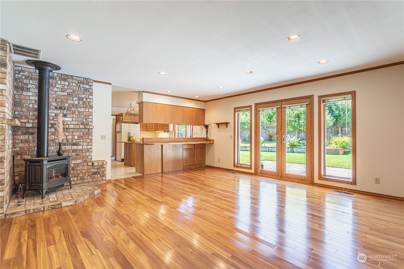 412 Castleview Place Wenatchee, WA 98801 - Photo 10 of 37 Gallery Image 10