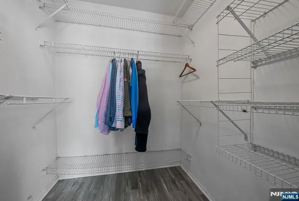 $2,250 | 2014 Beatrice Court, Unit 2014, Mahwah, NJ 07430