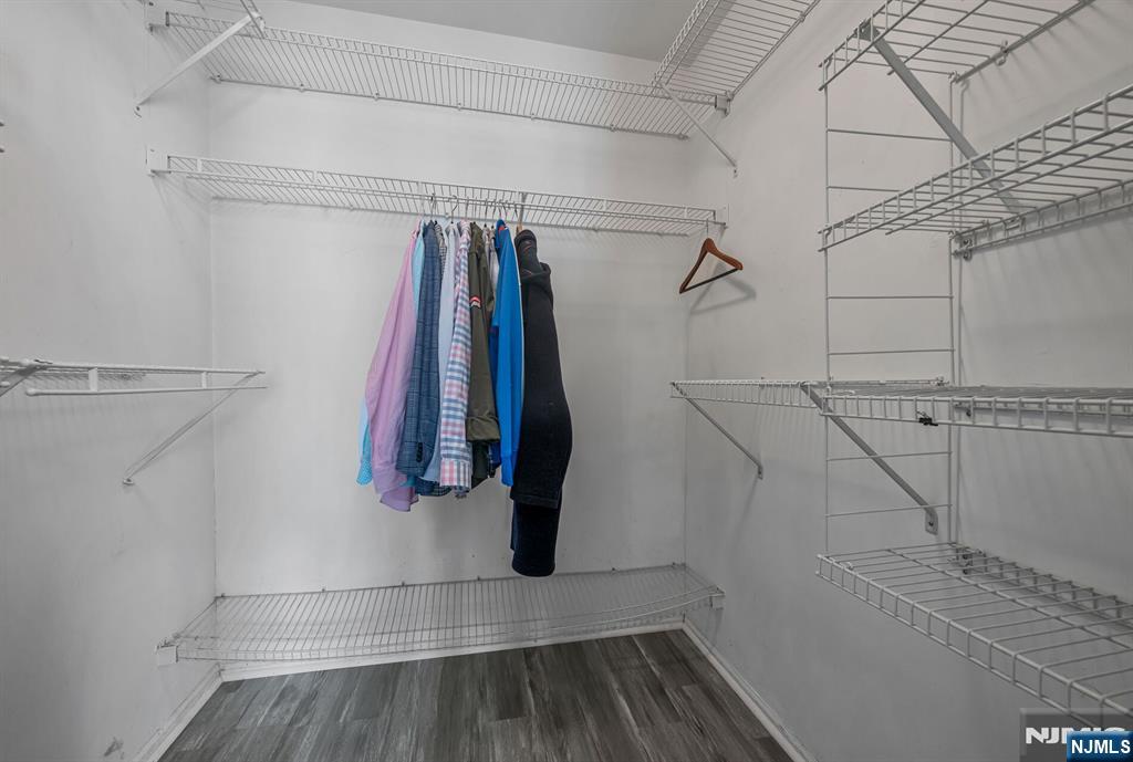 2014 Beatrice Court, Unit 2014 Mahwah, NJ 07430 - Photo 18 of 24