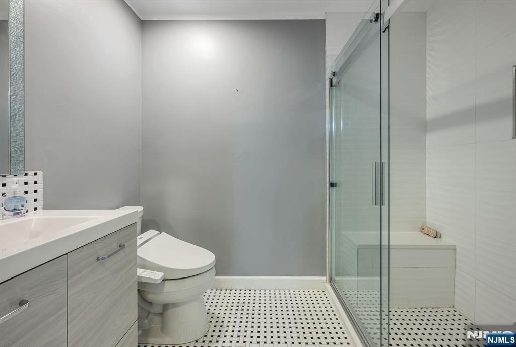 2014 Beatrice Court, Unit 2014 Mahwah, NJ 07430 - Photo 19 of 24