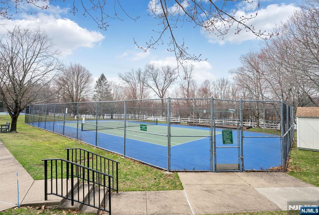 2014 Beatrice Court, Unit 2014 Mahwah, NJ 07430 - Photo 23 of 24