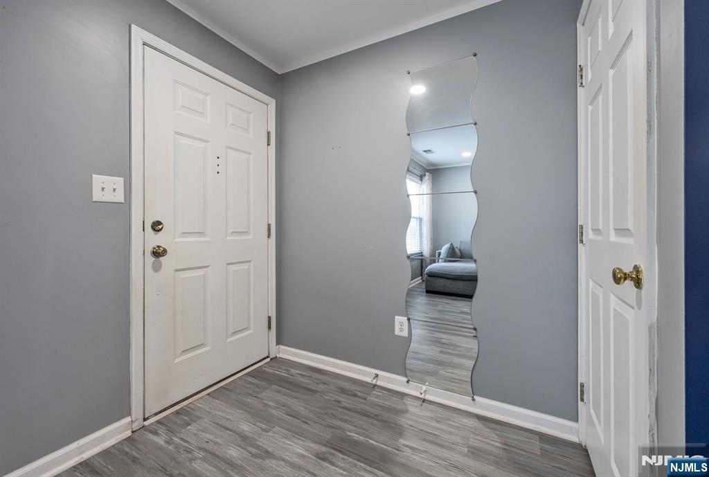 2014 Beatrice Court, Unit 2014 Mahwah, NJ 07430 - Photo 5 of 24