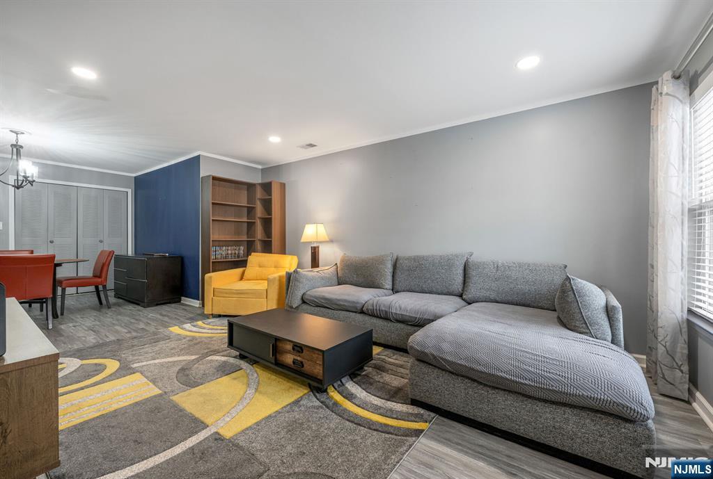 2014 Beatrice Court, Unit 2014 Mahwah, NJ 07430 - Photo 6 of 24