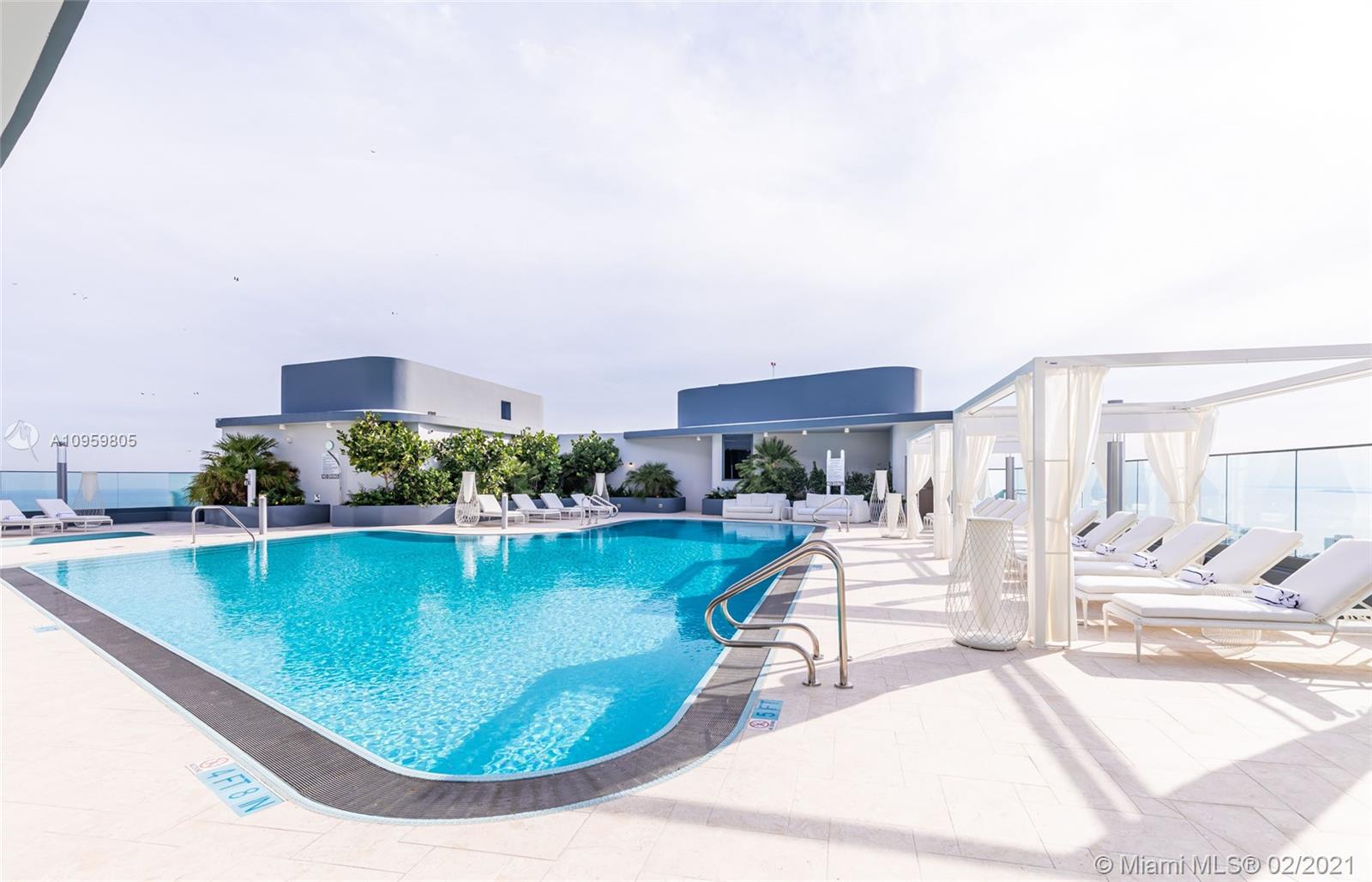 1000 Brickell Plaza, Unit 3015 Miami, FL 33131 - Photo 29 of 35