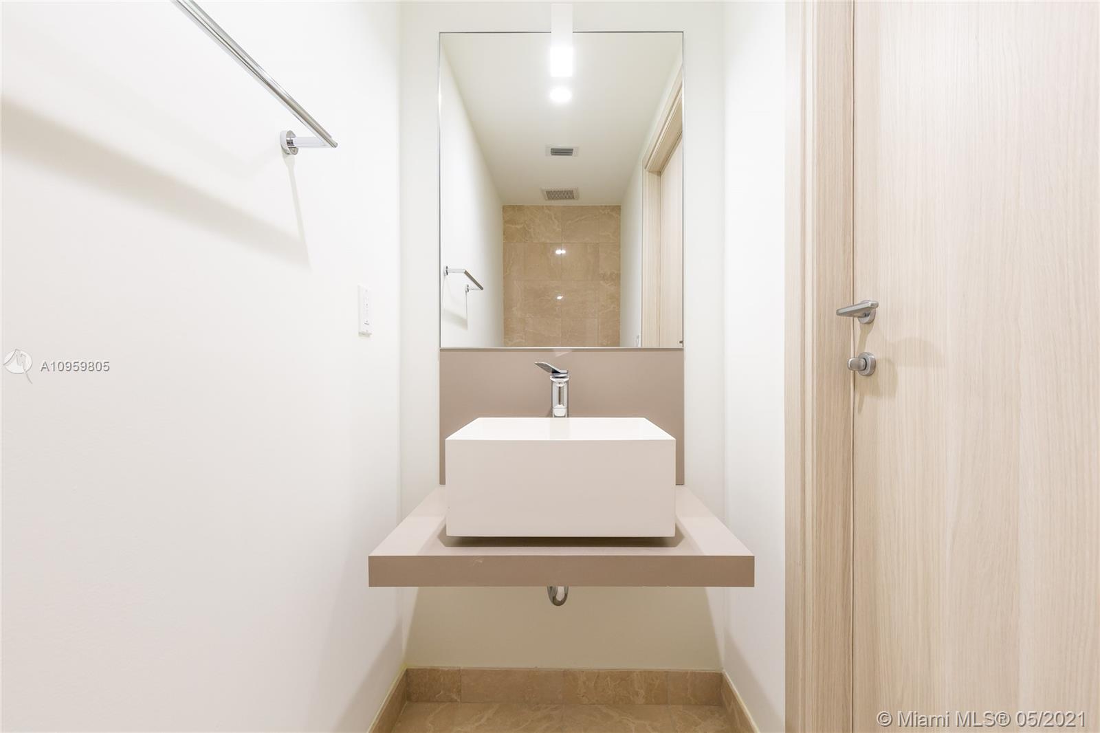 1000 Brickell Plaza, Unit 3015 Miami, FL 33131 - Photo 8 of 35