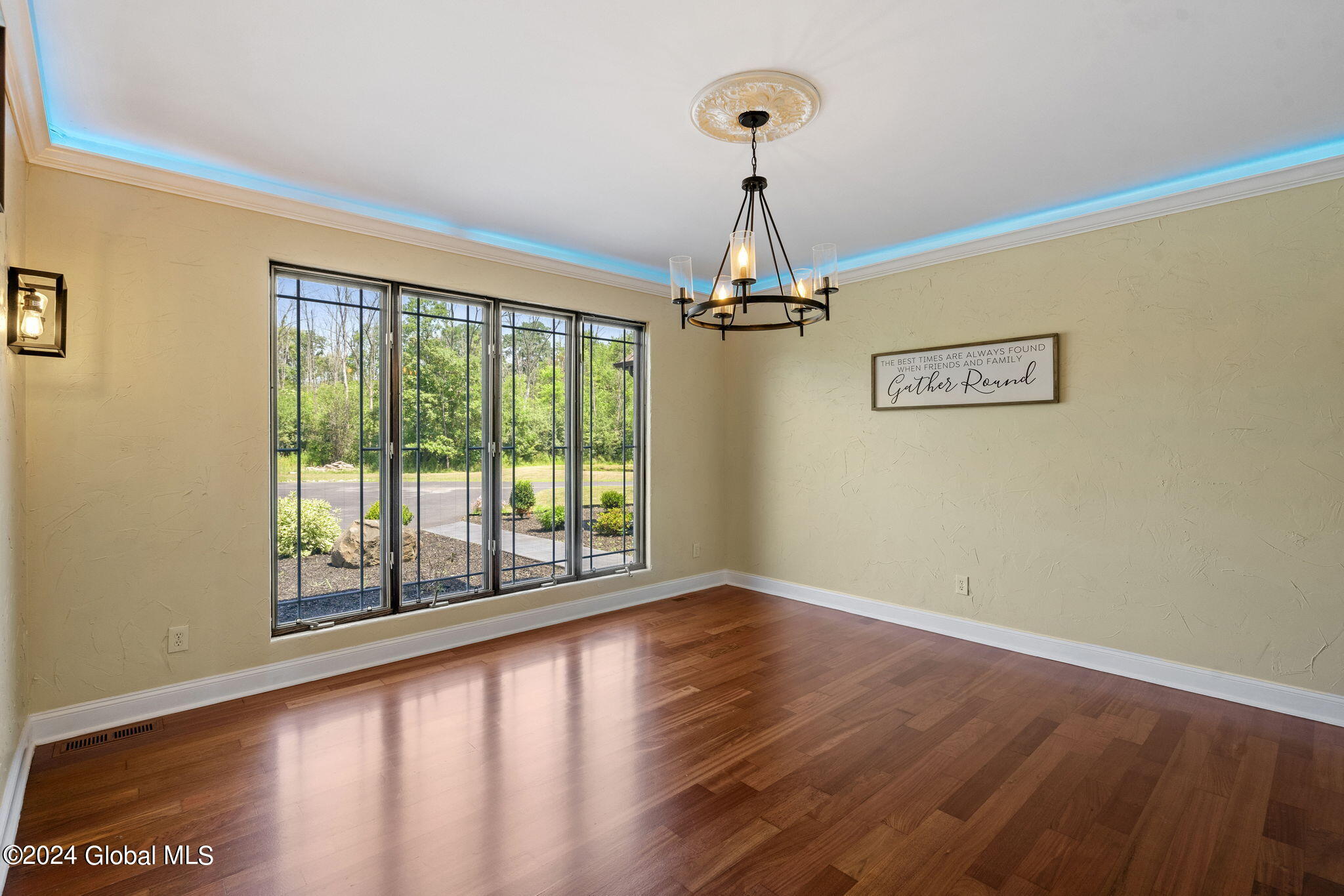 560 Boght Road Colonie, NY 12047 - Photo 7 of 65 7-web-or-mls-560-boght-rd
