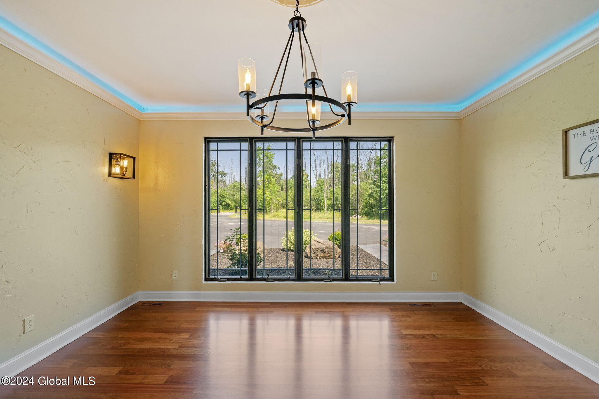 560 Boght Road Colonie, NY 12047 - Photo 8 of 65 8-web-or-mls-560-boght-rd