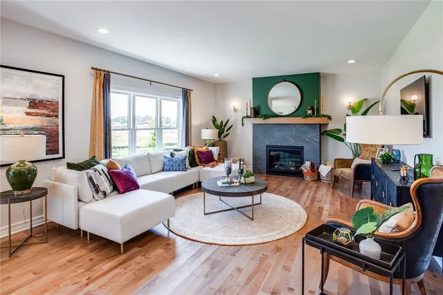 $687,753 | 1549 Osburn Lane, Farmington, NY 14425