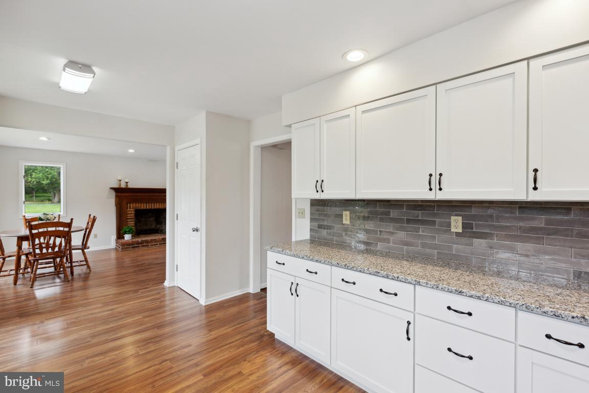2134 Freeland Road Freeland, MD 21053 - Photo 14 of 39 Kitchen - Lots of cabinet space