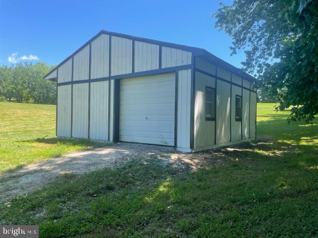 2134 Freeland Road Freeland, MD 21053 - Photo 37 of 39 24 X 24 Barn w 2 stalls & space to park vehicle