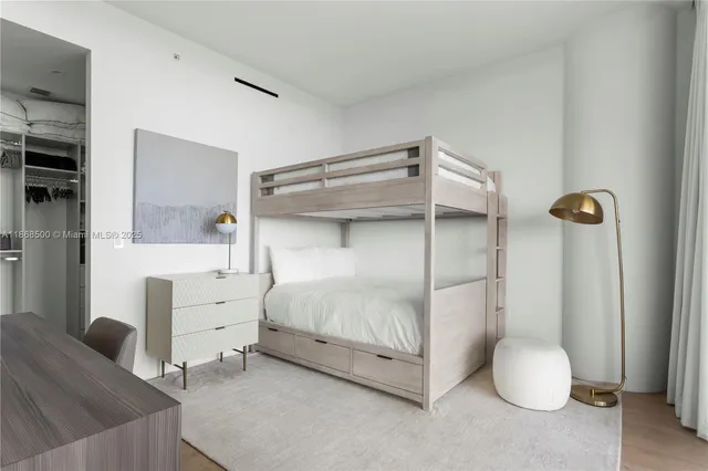 $4,995,000 | 8701 Collins Avenue, Unit 604, Miami Beach, FL 33154