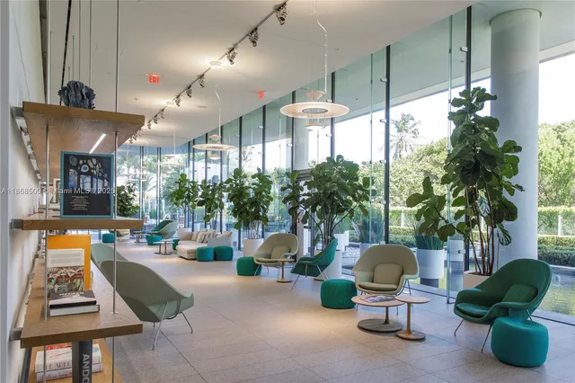 $4,995,000 | 8701 Collins Avenue, Unit 604, Miami Beach, FL 33154