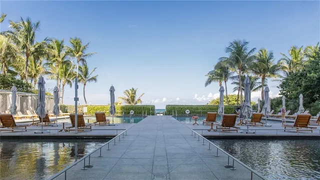 $4,995,000 | 8701 Collins Avenue, Unit 604, Miami Beach, FL 33154