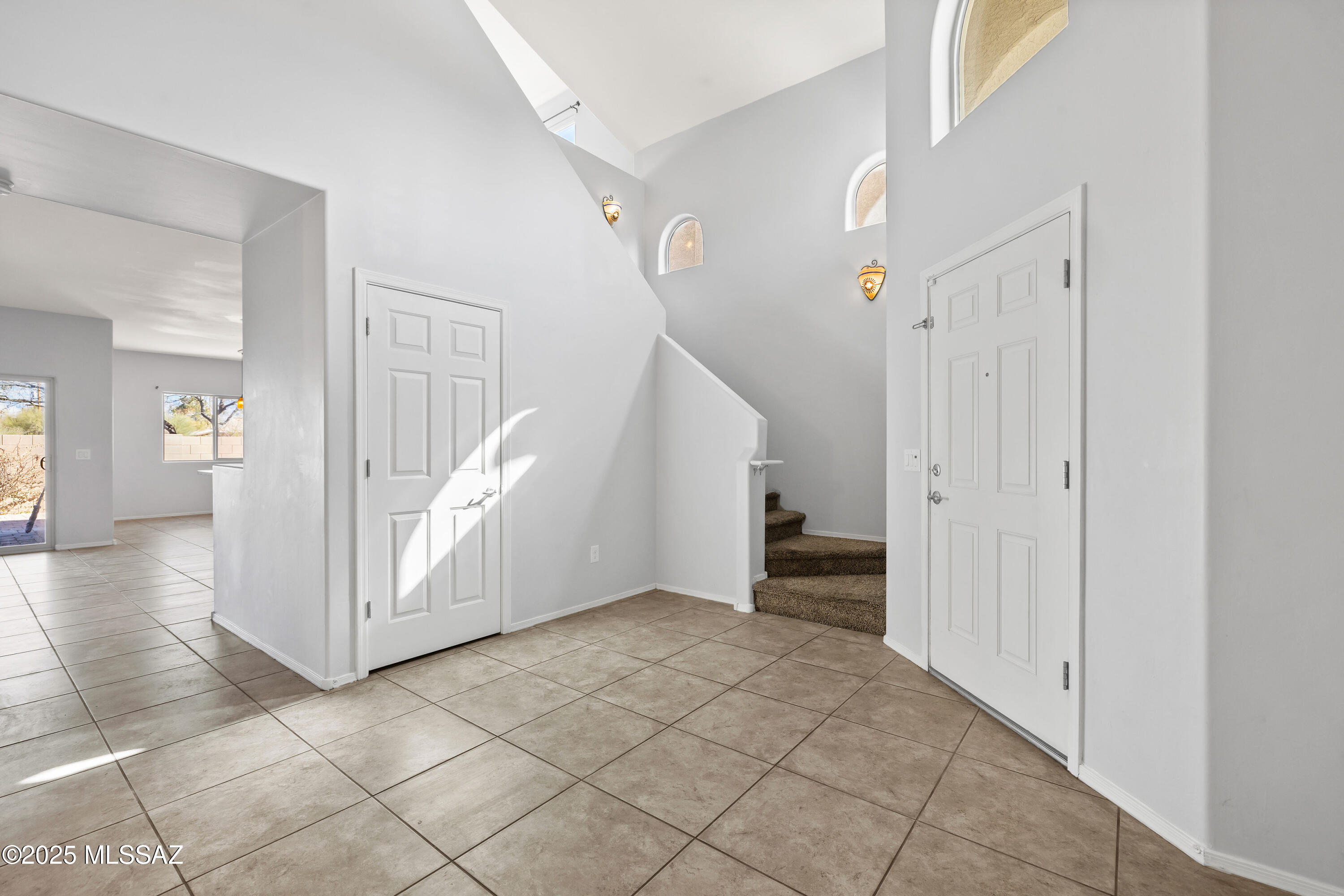 8889 East Abrams Loop Tucson, AZ 85710 - Photo 6 of 24