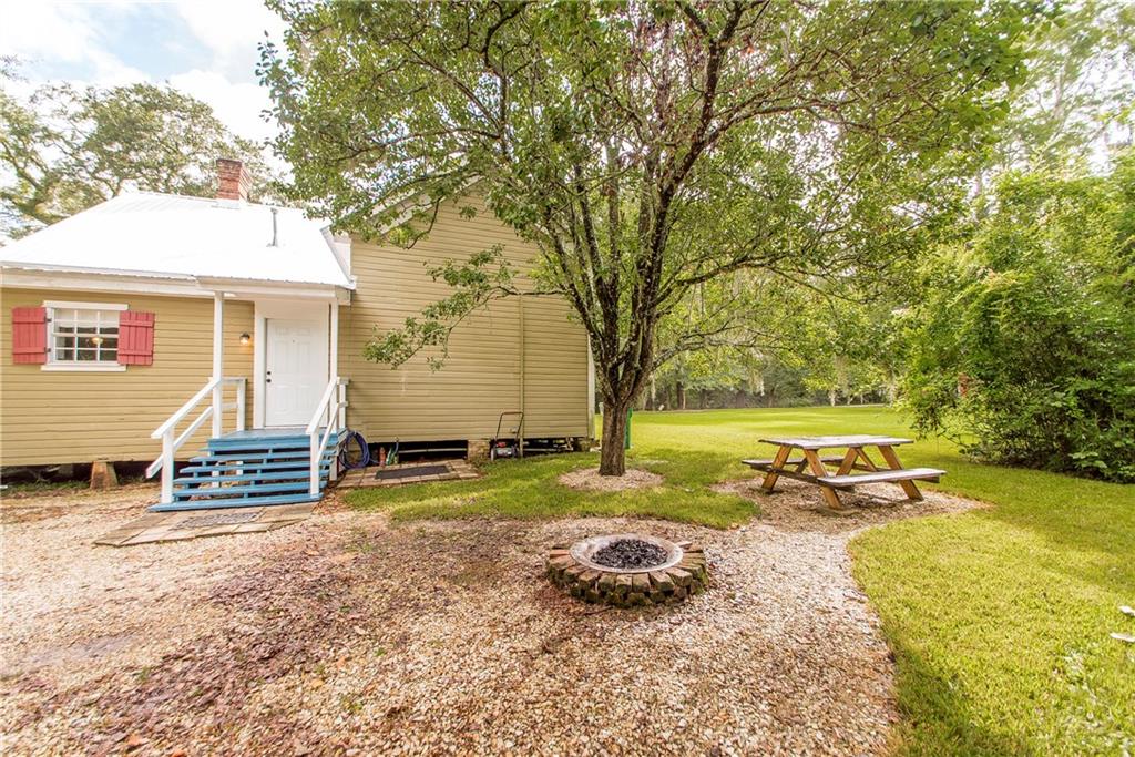 32210 2nd Street Springfield, LA 70462 - Photo 13 of 38