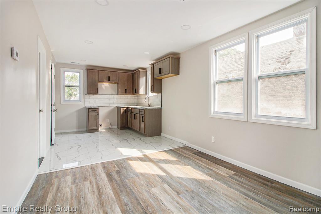 8366 Navy Street Detroit, MI 48209 - Photo 10 of 25