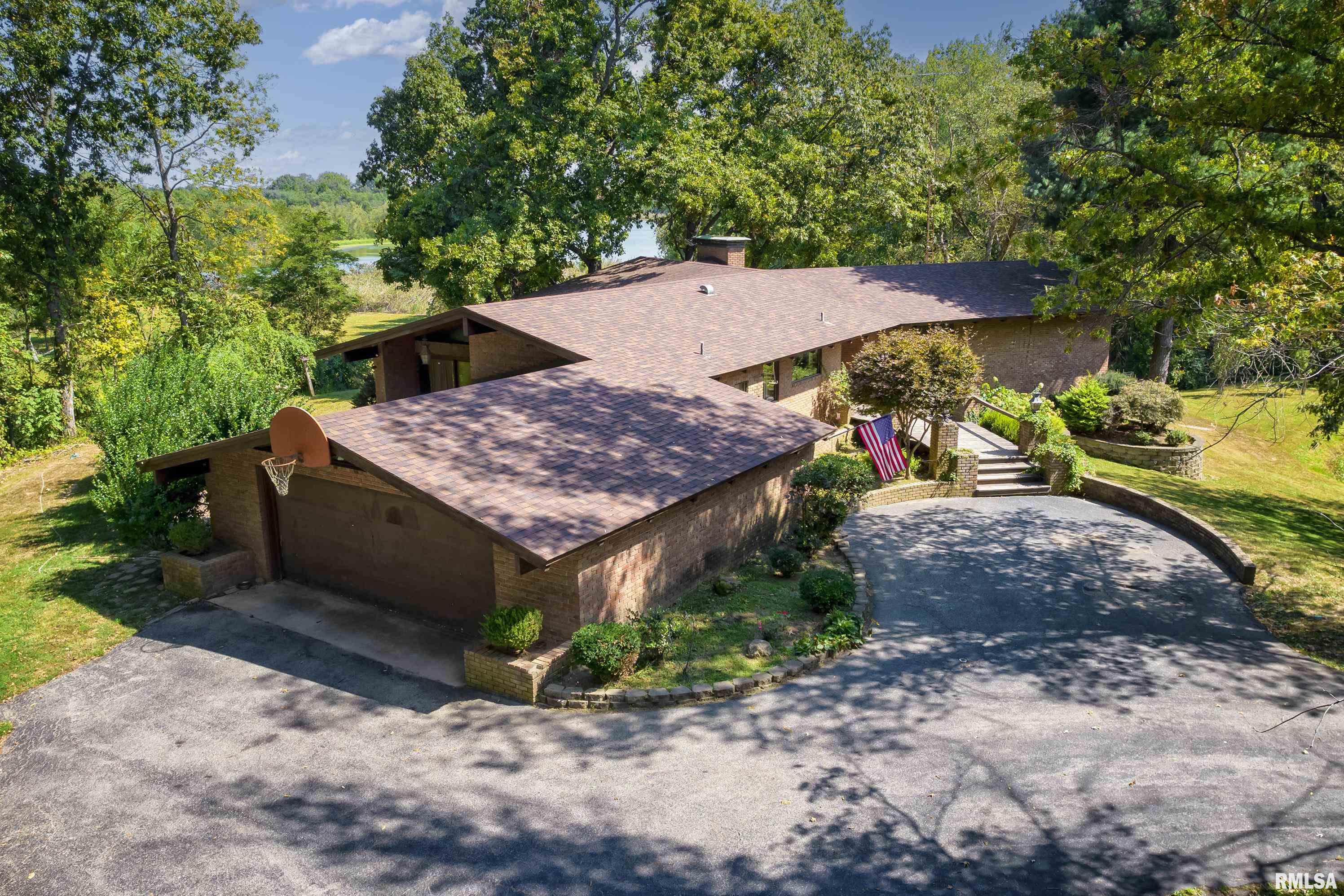 555 Karel Park Road Raleigh, IL 62977 - Photo 1 of 51