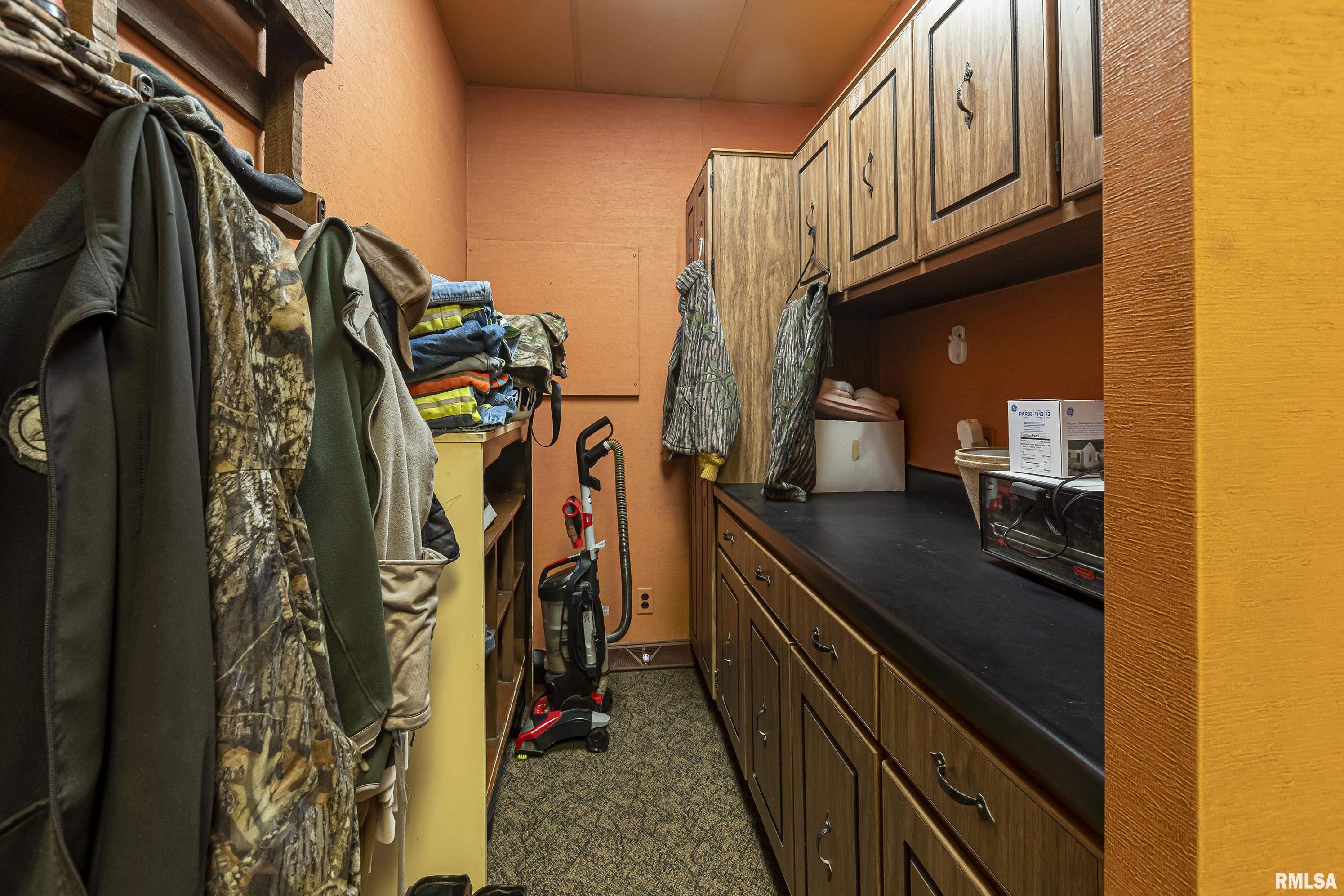 555 Karel Park Road Raleigh, IL 62977 - Photo 29 of 51