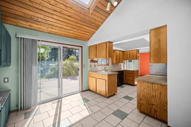 $499,000 | 4518 East Lane Park Road, Mead, WA 99021