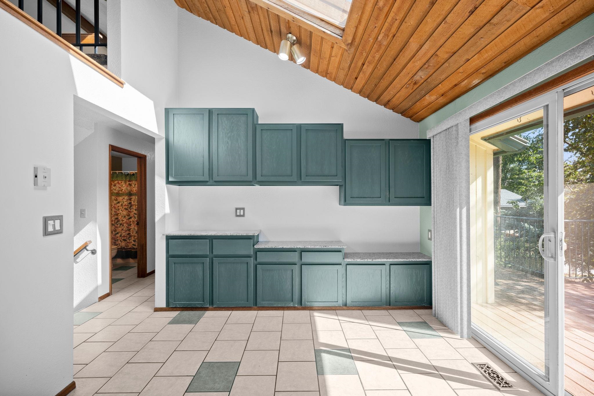 4518 East Lane Park Road Mead, WA 99021 - Photo 15 of 50