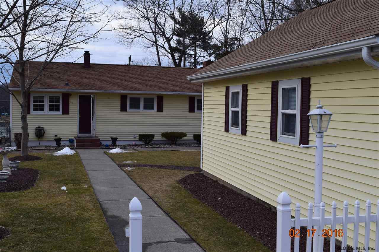 47 Island View Road Colonie, NY 12047 - Photo 3 of 22 Photo 3