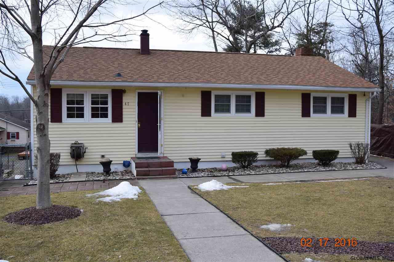 47 Island View Road Colonie, NY 12047 - Photo 5 of 22 Photo 5